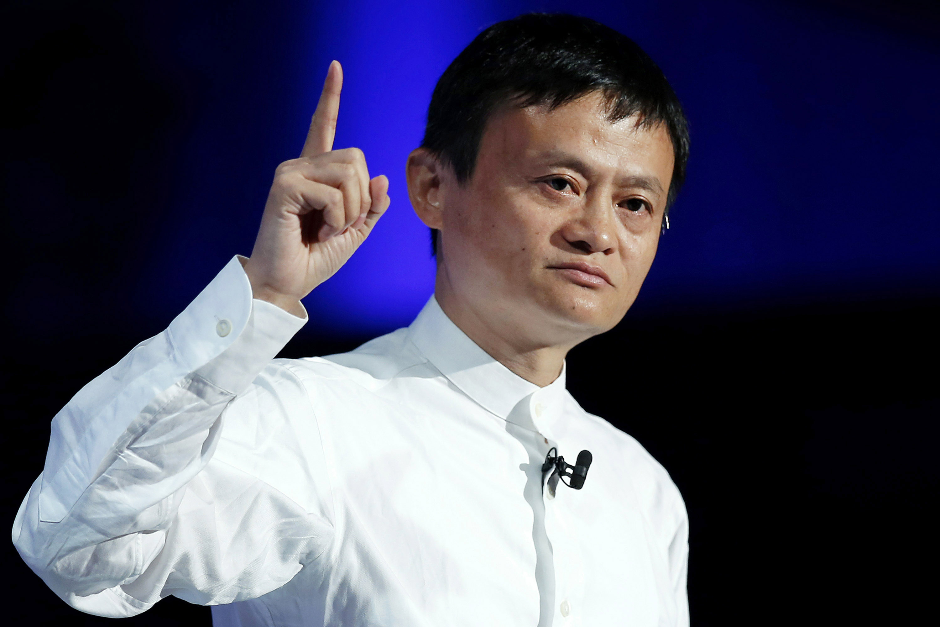 Jack Ma: Hạnh phúc của tôi chỉ khi còn là anh giáo nghèo