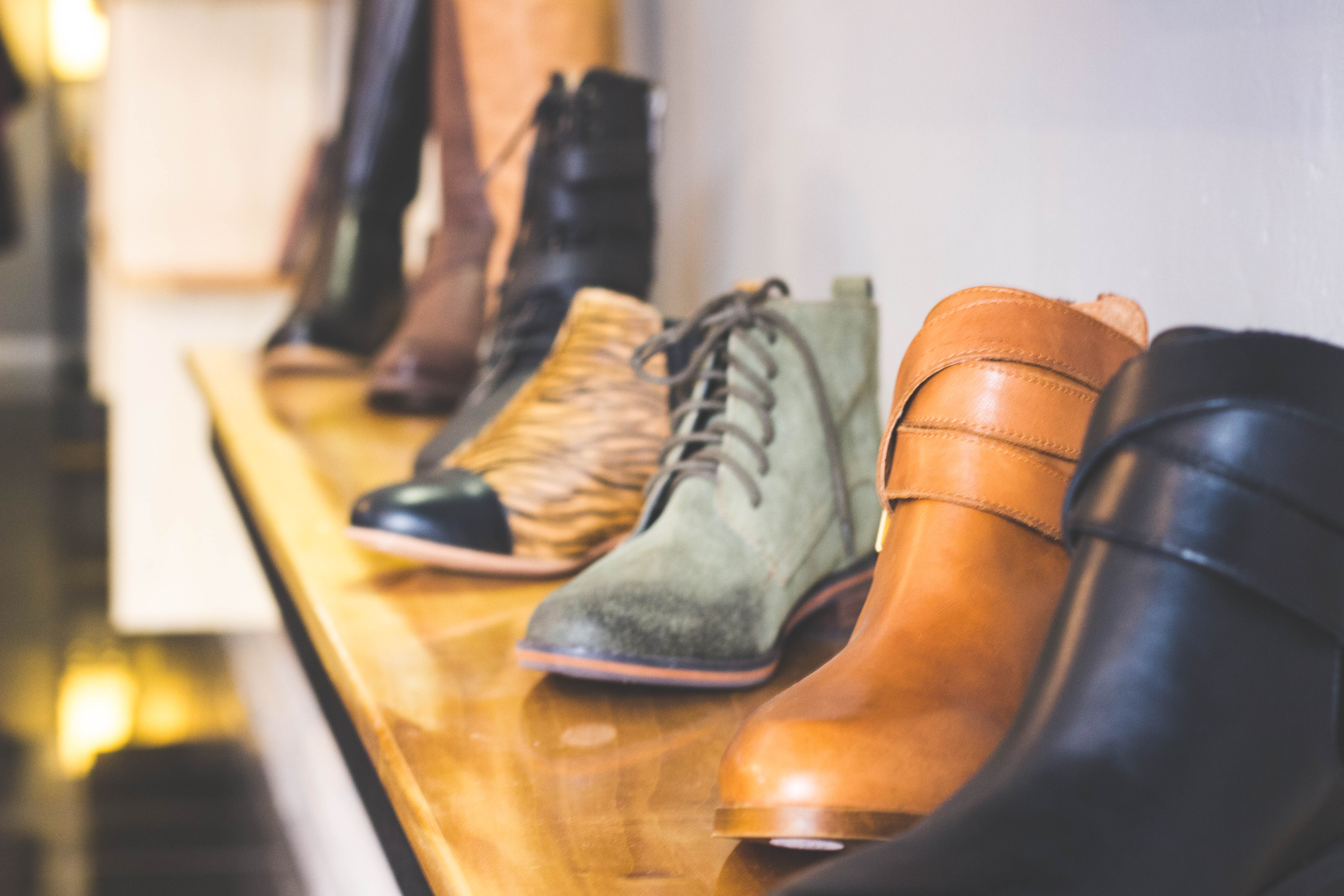 Làm thế nào để có nhiều khách hàng trung thành cho cửa hàng giày?