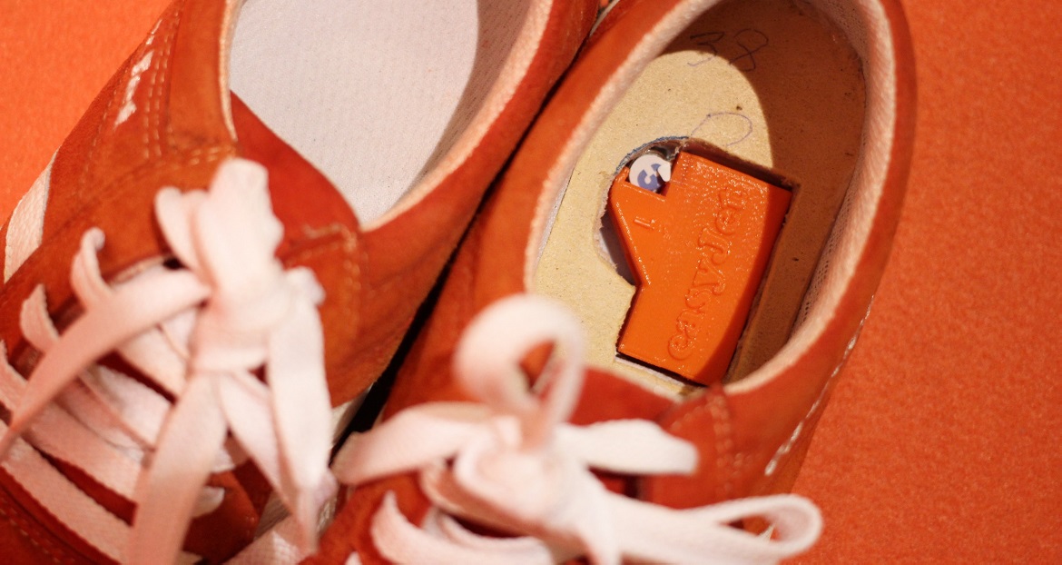 Những mẫu giày chạy bộ “xấu đau đớn” bạn không nên nhập về bán