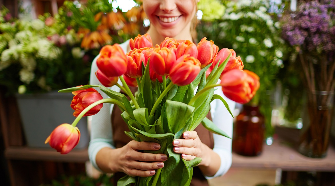 Kinh doanh hoa tươi: Trang trí cửa hàng hoa như thế nào để tạo dấu ấn?